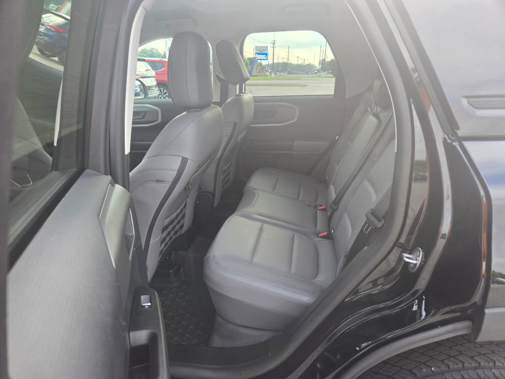 Used 2025 Ford Bronco Sport Badlands AWD/4WD image 8
