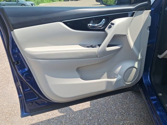 Used 2019 Nissan Rogue Sport SL FWD image 10