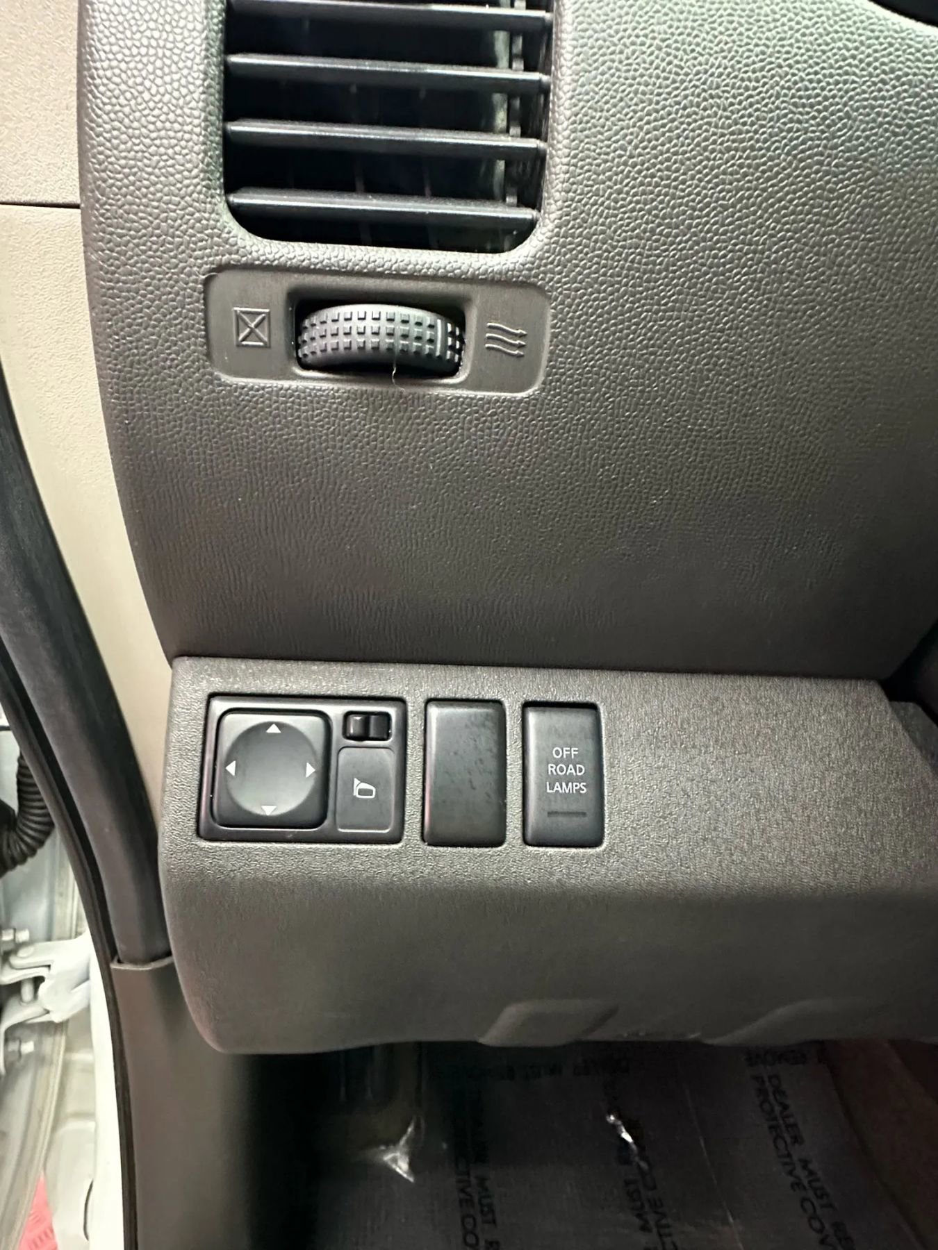 Used 2013 Nissan Xterra PRO-4X w/ Pro-4x Leather Pkg image 12