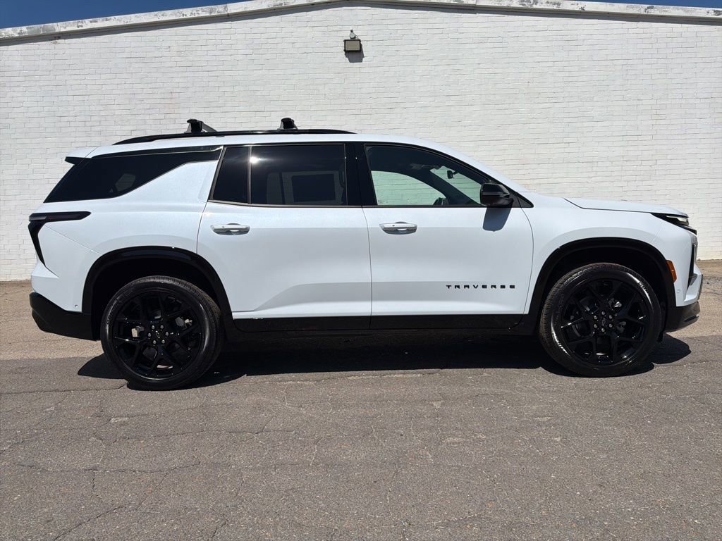 New 2026 Chevrolet Traverse RS AWD/4WD image 1