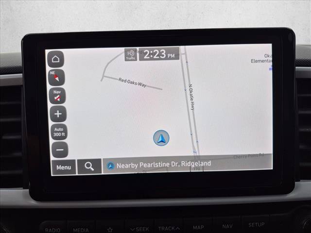 Certified 2022 Hyundai Venue Limited w/ Cargo Package FWD image 13