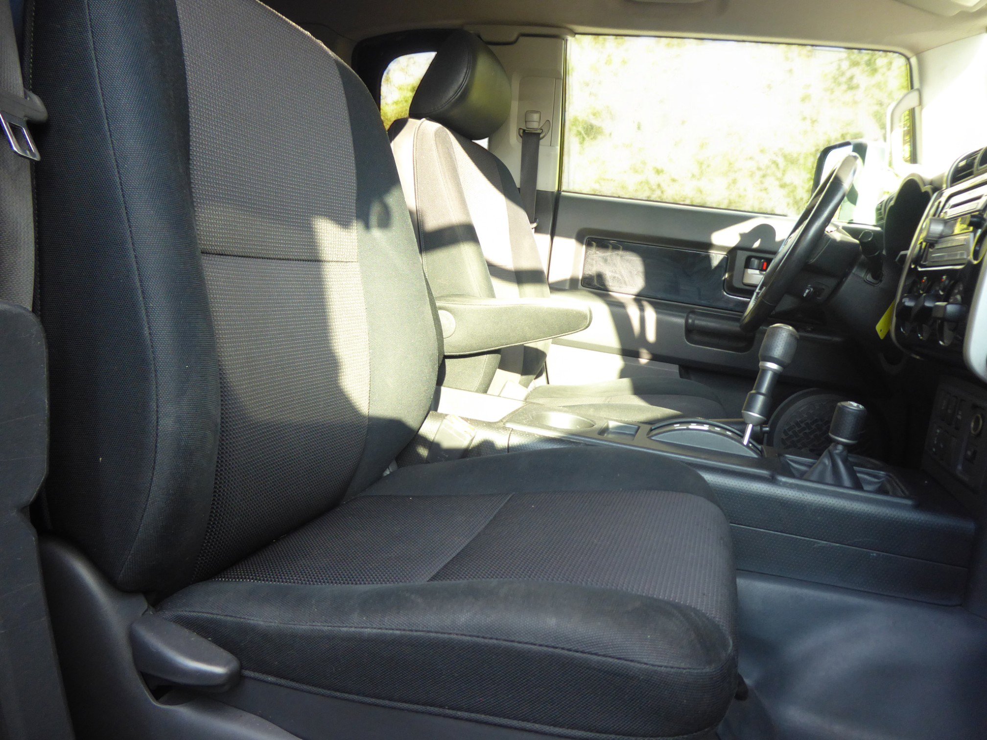 Used 2007 Toyota FJ Cruiser 4WD w/ Upgrade Pkg 2 image 13