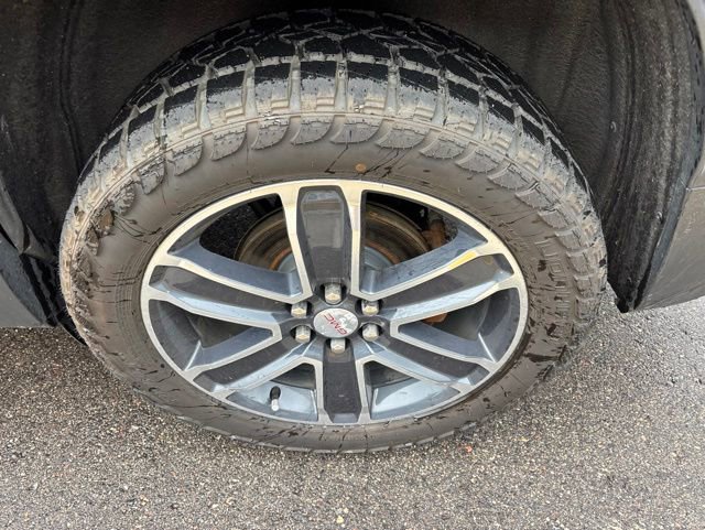 Used 2020 GMC Acadia SLT w/ Driver Alert Package II AWD/4WD image 12