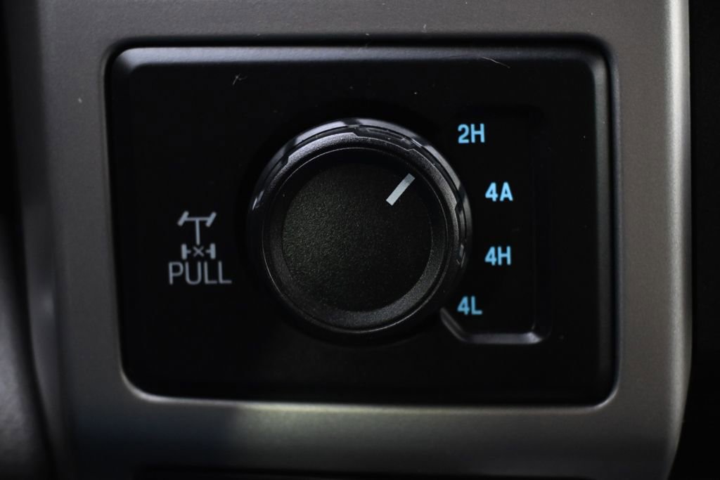Used 2018 Ford F150 Lariat w/ Equipment Group 502A Luxury AWD/4WD image 34