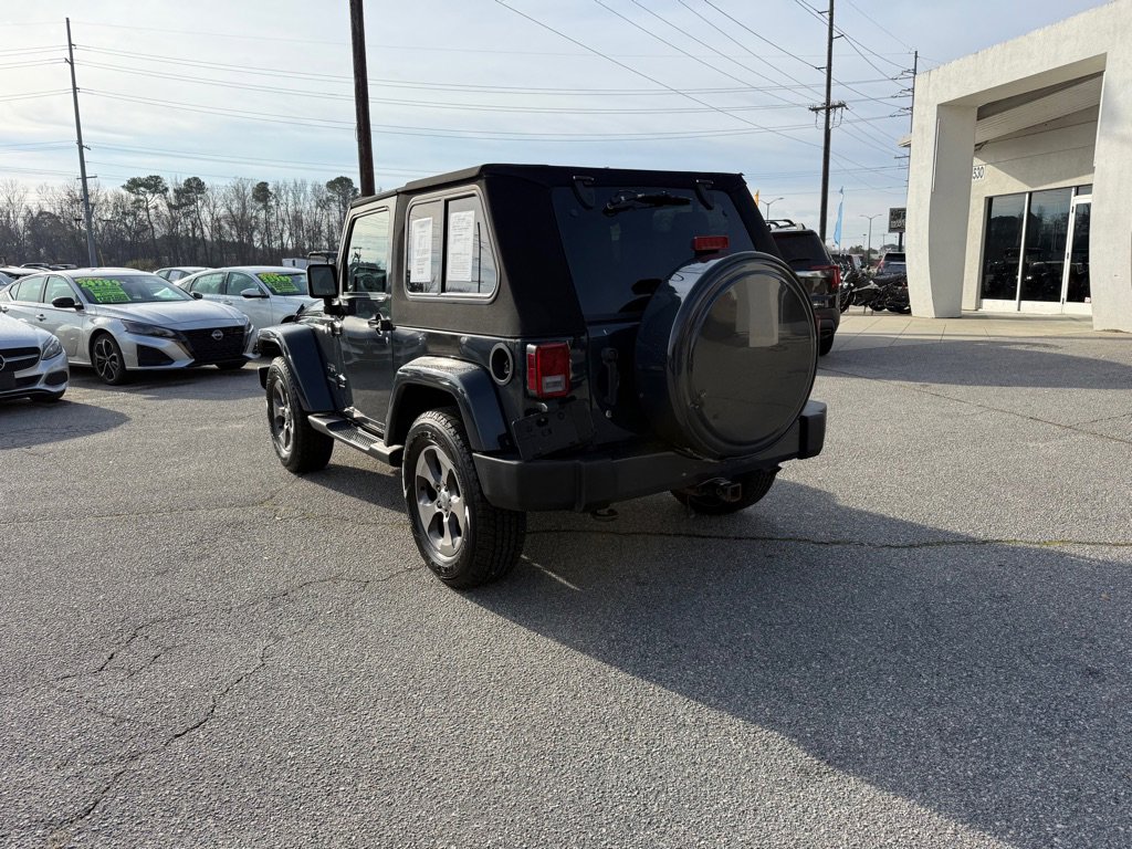 Used 2017 Jeep Wrangler Sahara image 3