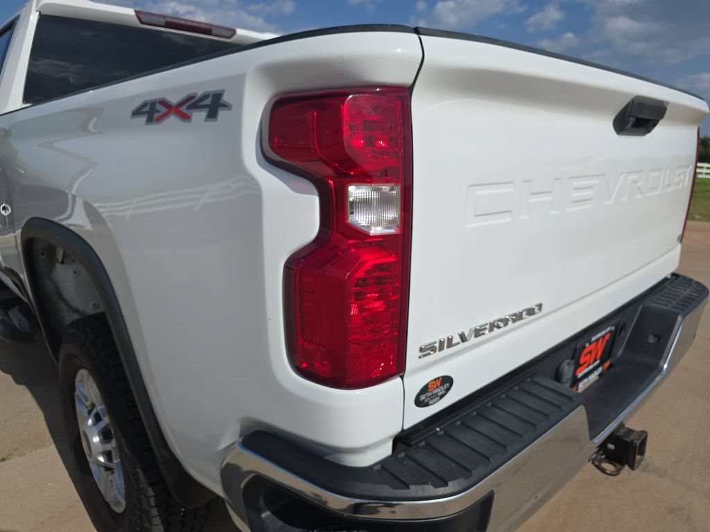 Used 2020 Chevrolet Silverado 2500 LT AWD/4WD image 33