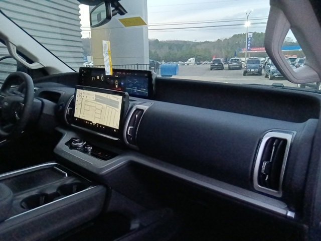 New 2026 Ford Expedition Active image 40