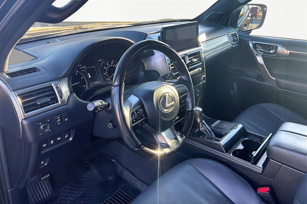 Used 2022 Lexus GX 460 Premium image 14