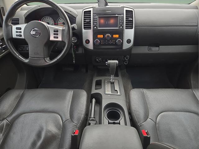 Used 2014 Nissan Frontier PRO-4X w/ Pro-4x Luxury Package AWD/4WD image 18