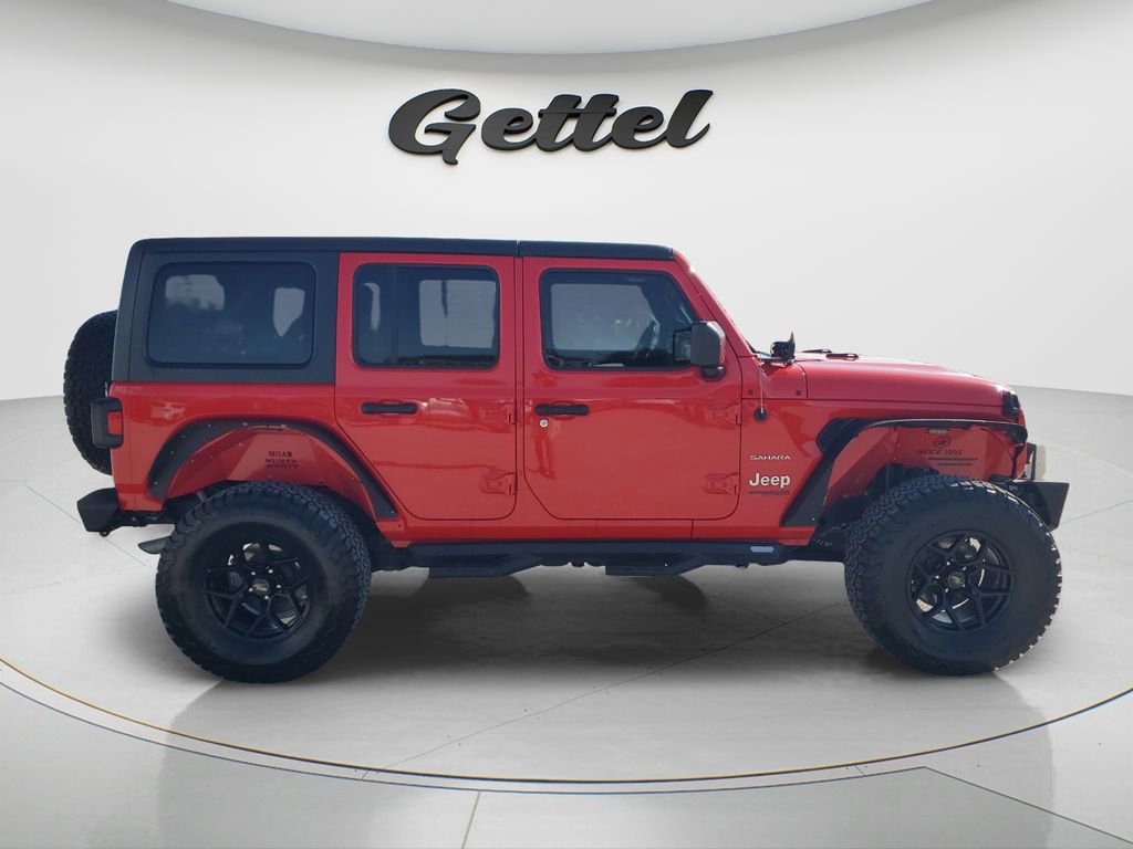Used 2019 Jeep Wrangler Unlimited Sahara image 3