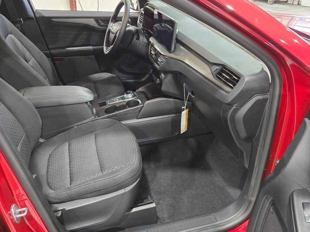 New 2025 Ford Escape Active w/ Tech Pack #1 image 6