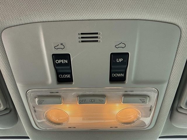 Used 2013 Toyota RAV4 Limited AWD/4WD image 18