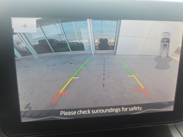 Used 2021 Ford Explorer XLT w/ Equipment Group 202A image 19