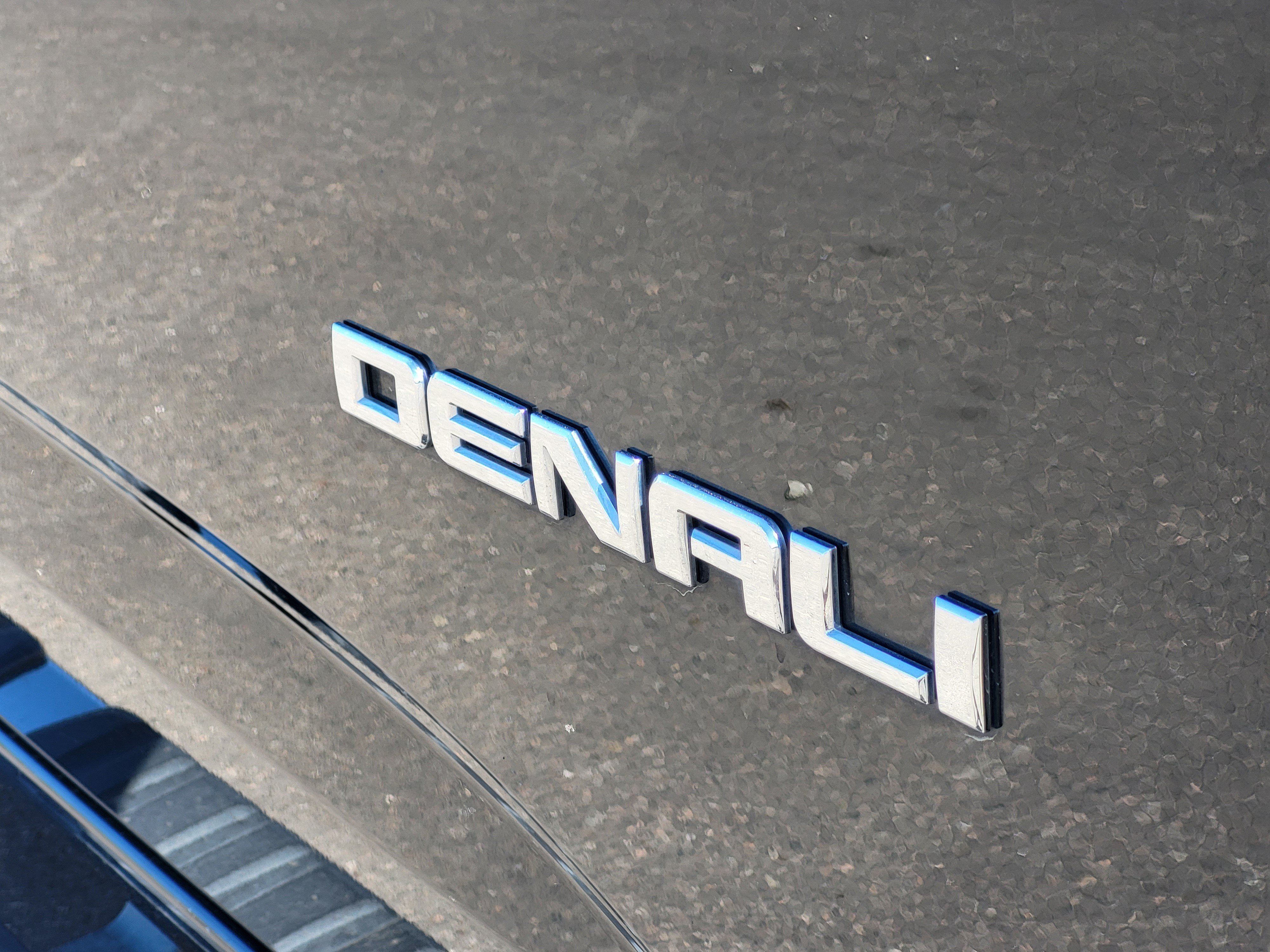 Used 2019 GMC Canyon Denali AWD/4WD image 9
