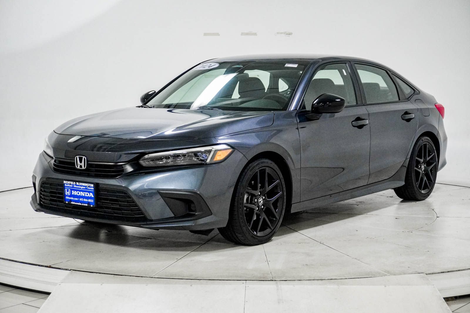 Used 2024 Honda Civic Sport image 3