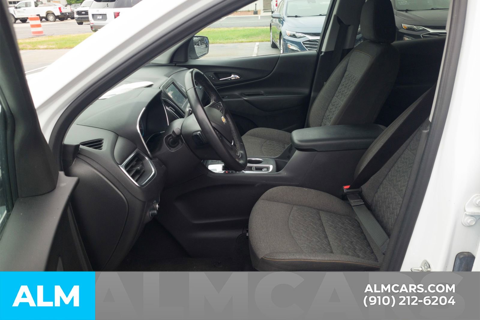 Used 2024 Chevrolet Equinox LT FWD image 17