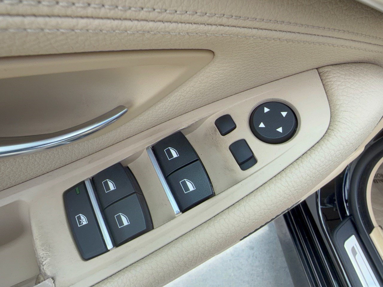 Used 2015 BMW 550i xDrive Sedan AWD/4WD image 15