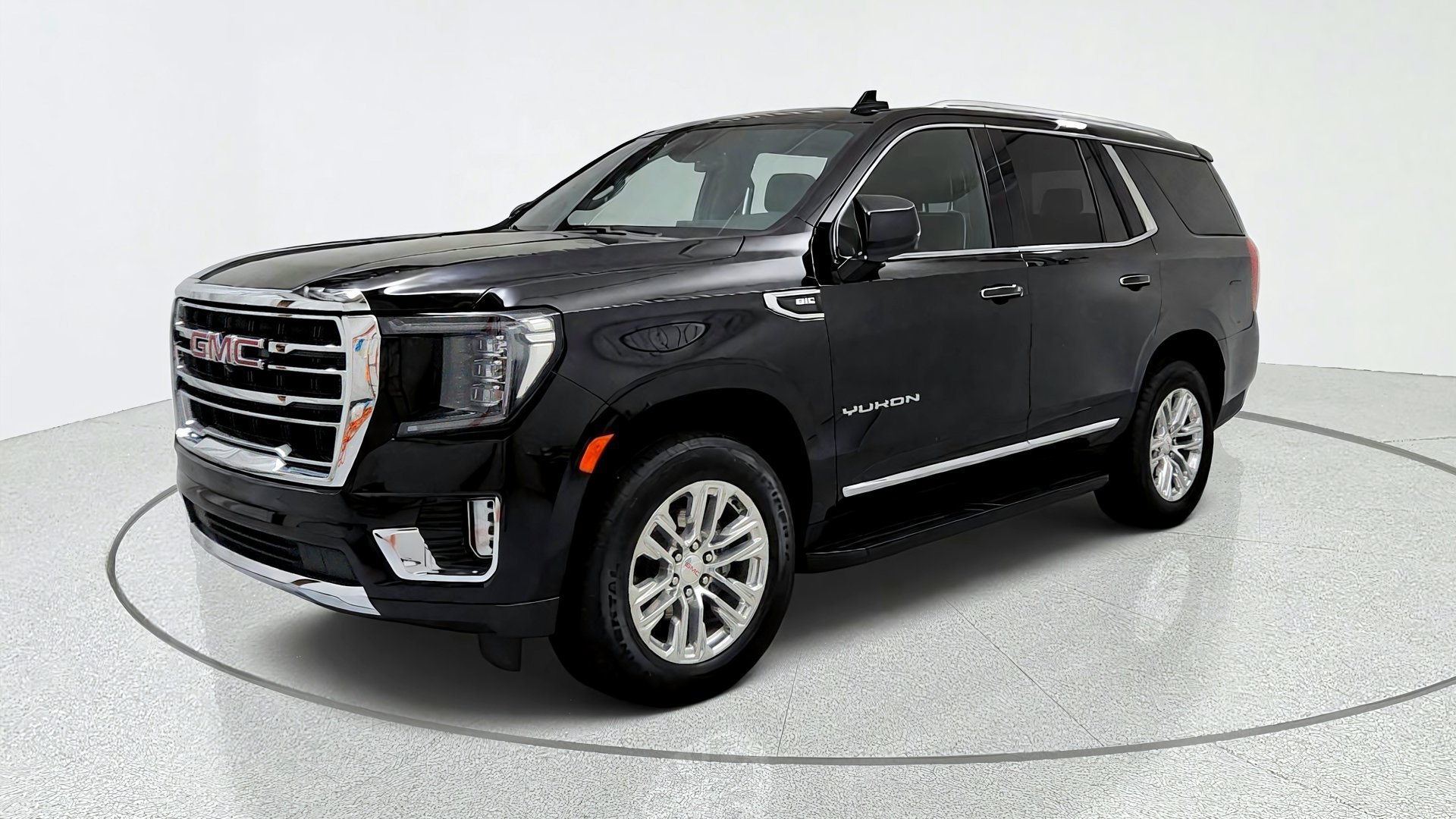 Used 2023 GMC Yukon SLT w/ SLT Premium Package AWD/4WD image 1