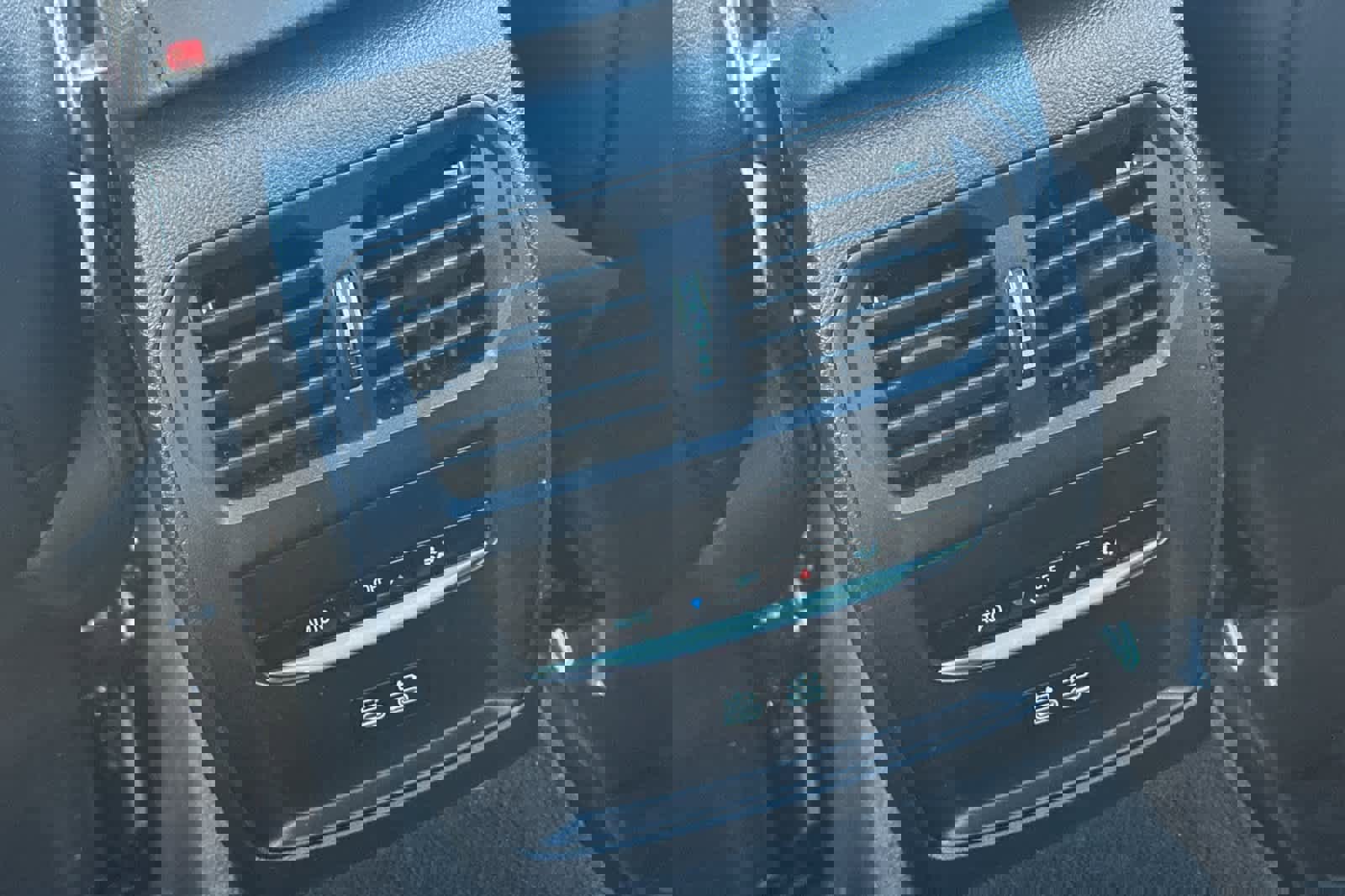 Used 2023 BMW M440i M440i w/ Premium Package image 14