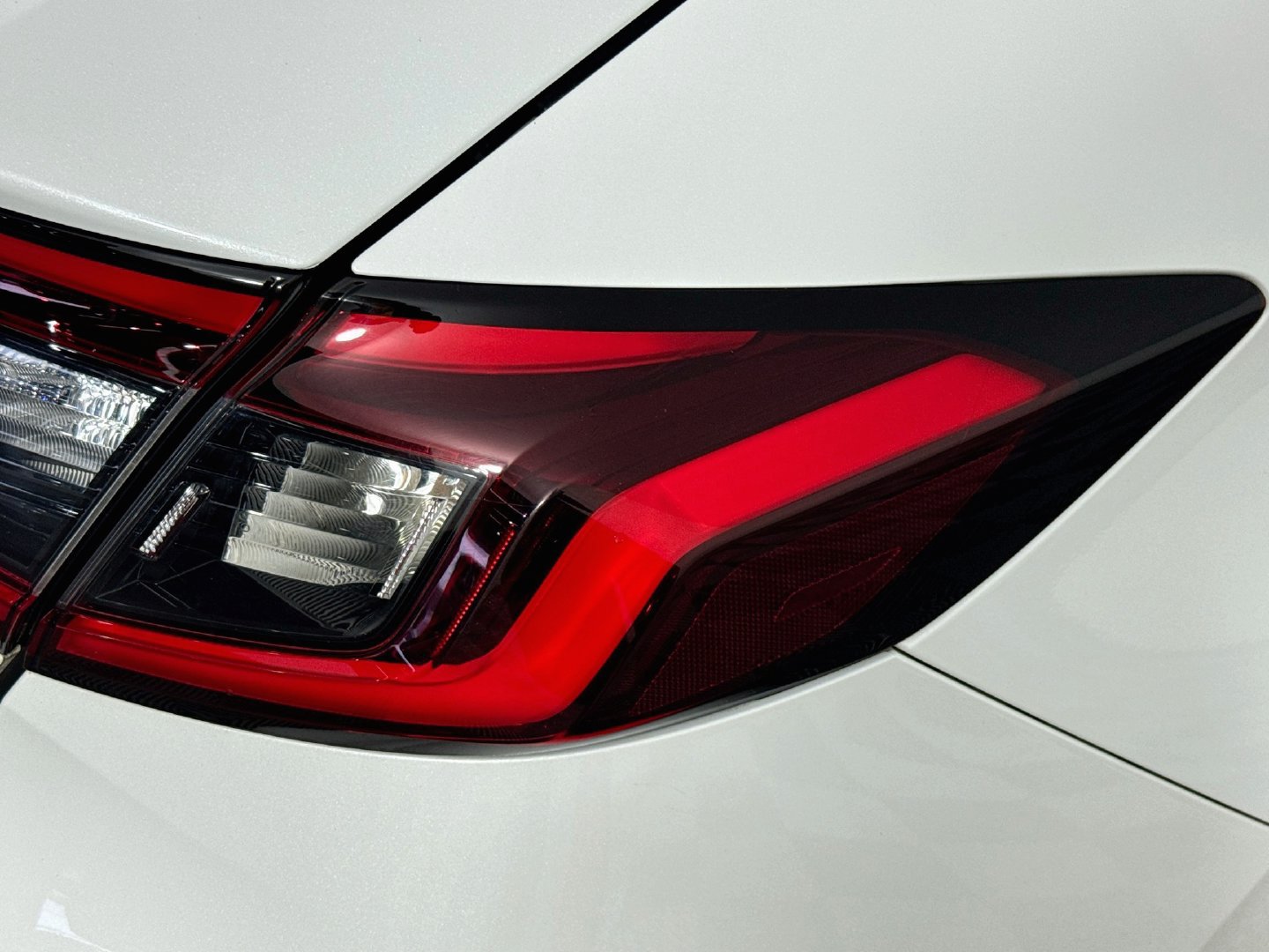 Used 2025 Honda Civic Sport image 31