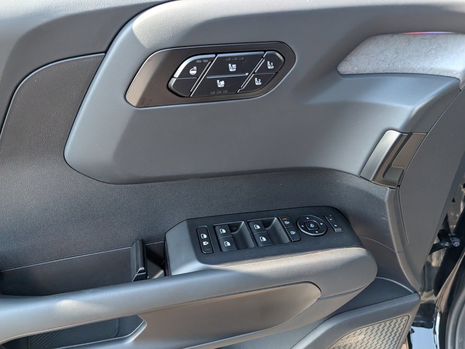New 2027 Kia Telluride SX X-Pro AWD/4WD image 33