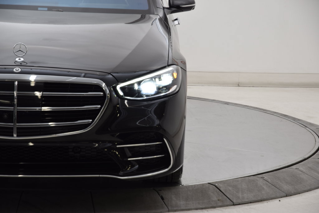 Used 2024 Mercedes-Benz S 580e 4MATIC Sedan image 9