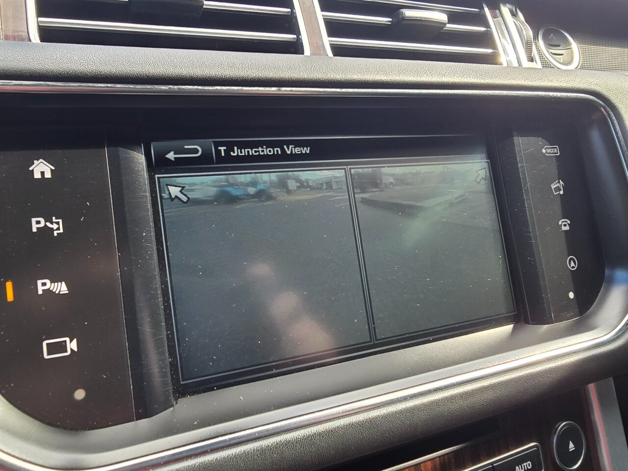 Used 2016 Land Rover Range Rover Supercharged AWD/4WD image 10