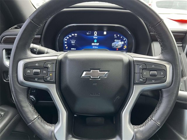 Used 2022 Chevrolet Suburban Z71 w/ Luxury Package image 15