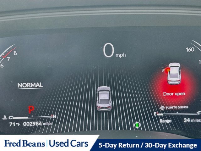 Used 2025 Acura TLX w/ Technology Package FWD image 16