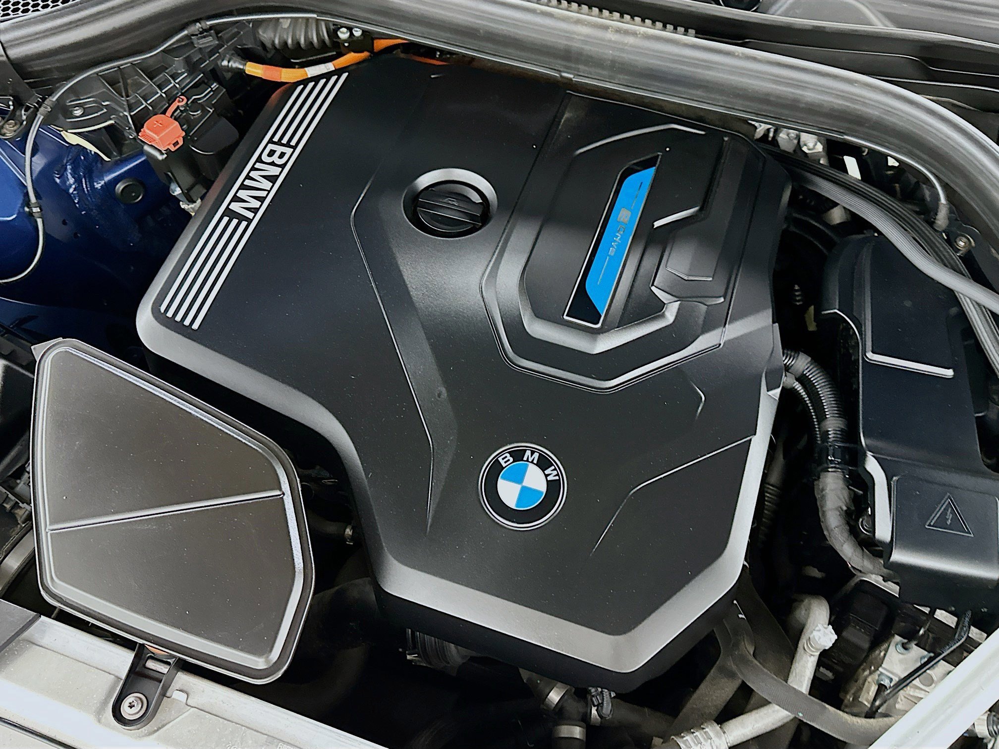 Used 2020 BMW X3 xDrive30e w/ Executive Package AWD/4WD image 32