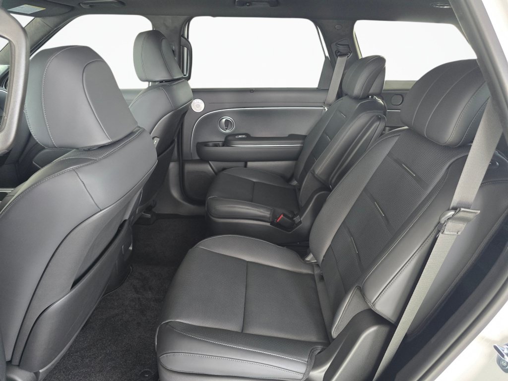 Used 2026 Hyundai Palisade Calligraphy AWD/4WD image 37