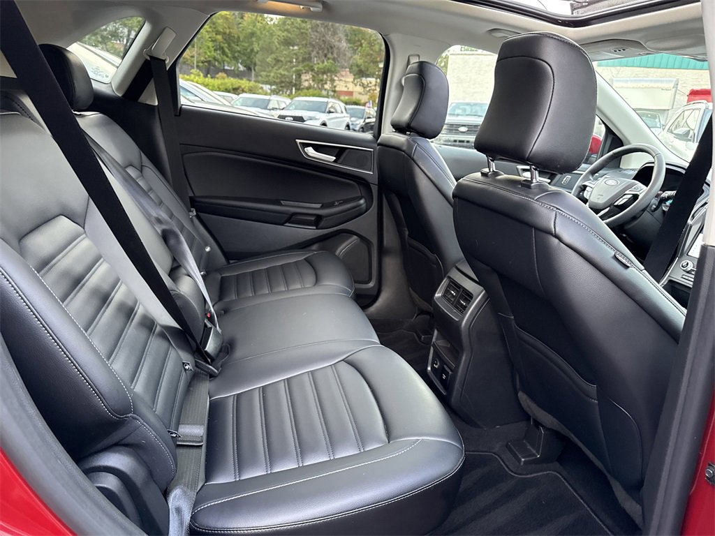 Used 2022 Ford Edge SEL w/ Convenience Package image 28