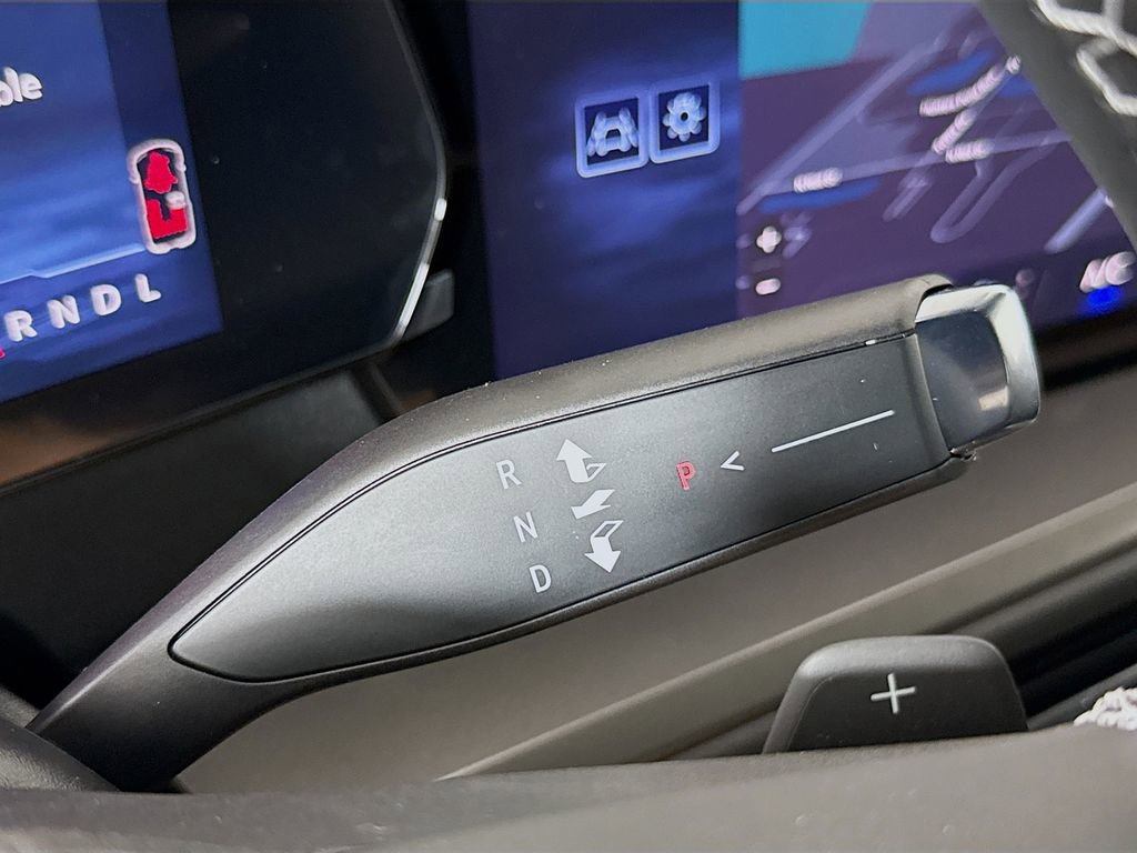 New 2026 Chevrolet Traverse LT w/ Enhanced Driving Package image 17