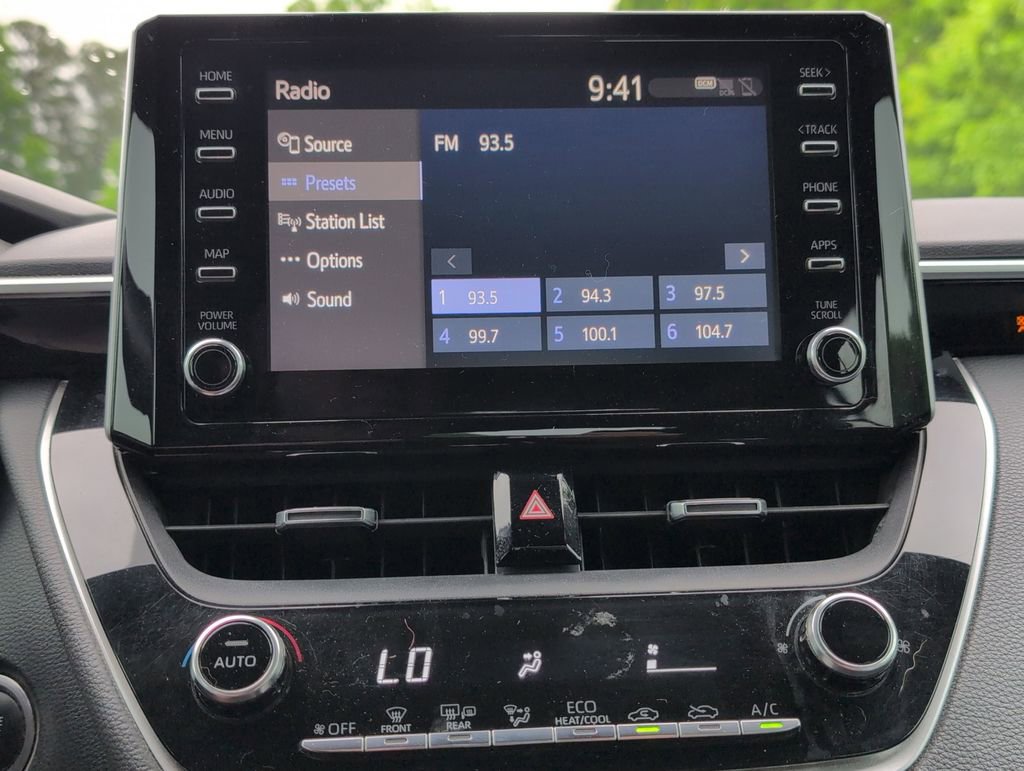 Used 2020 Toyota Corolla SE FWD image 17