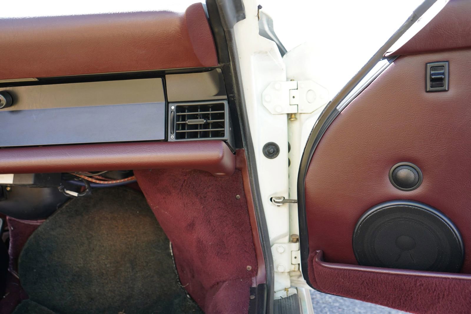 Used 1987 Porsche 911 Carrera image 20