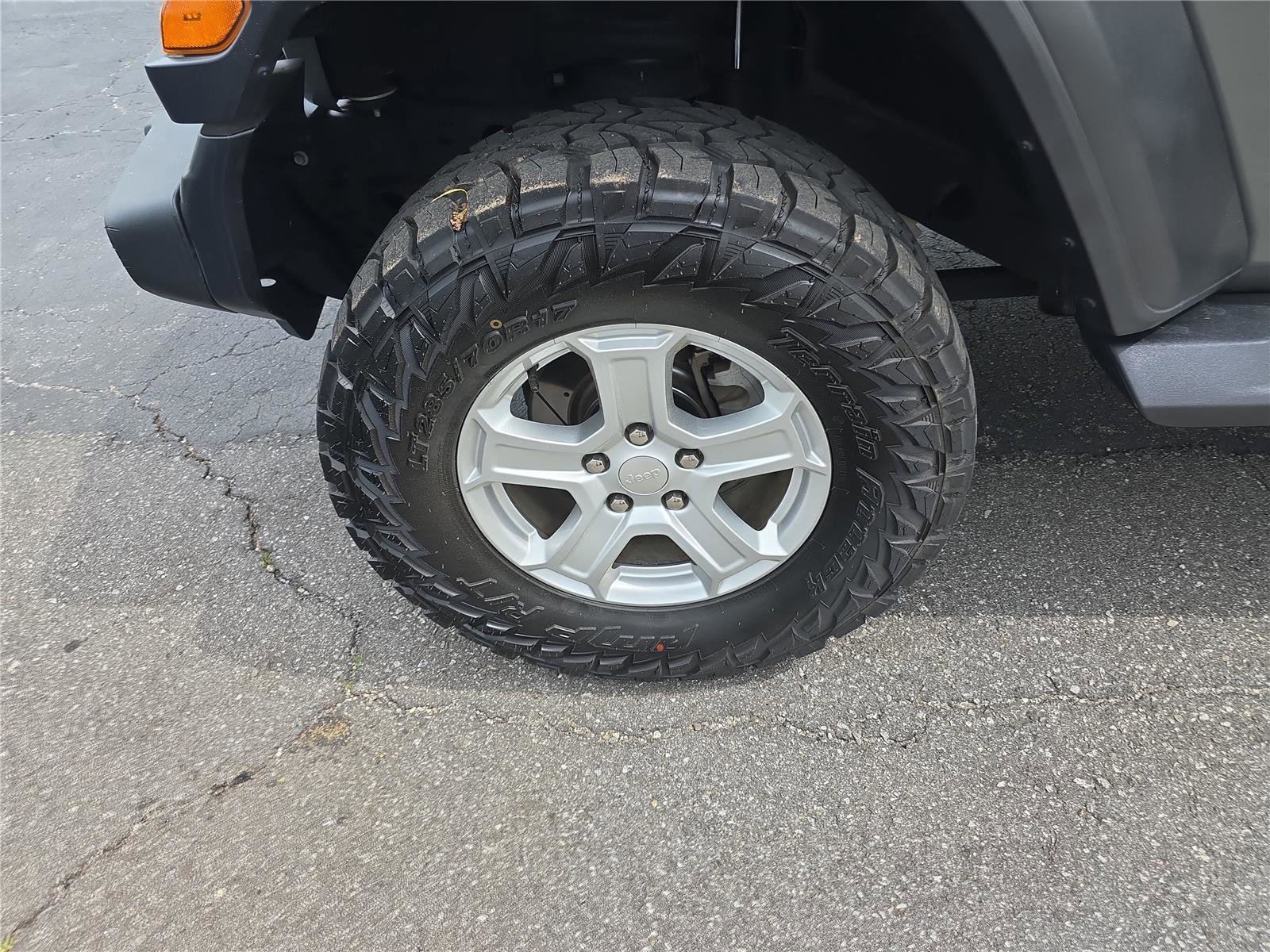 Used 2021 Jeep Wrangler Unlimited Sport AWD/4WD image 10