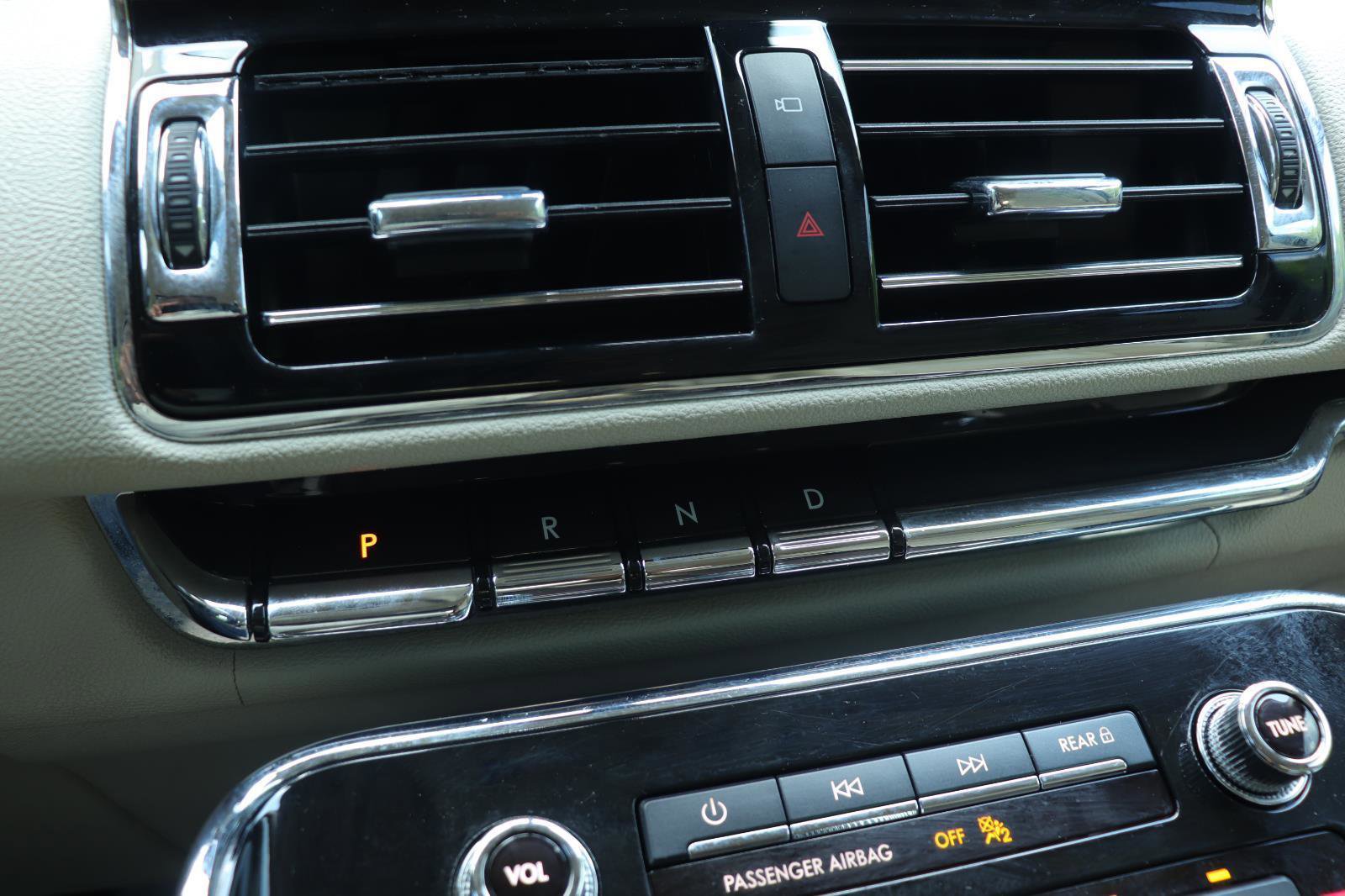 Used 2020 Lincoln Navigator Reserve w/ Luxury Package image 35