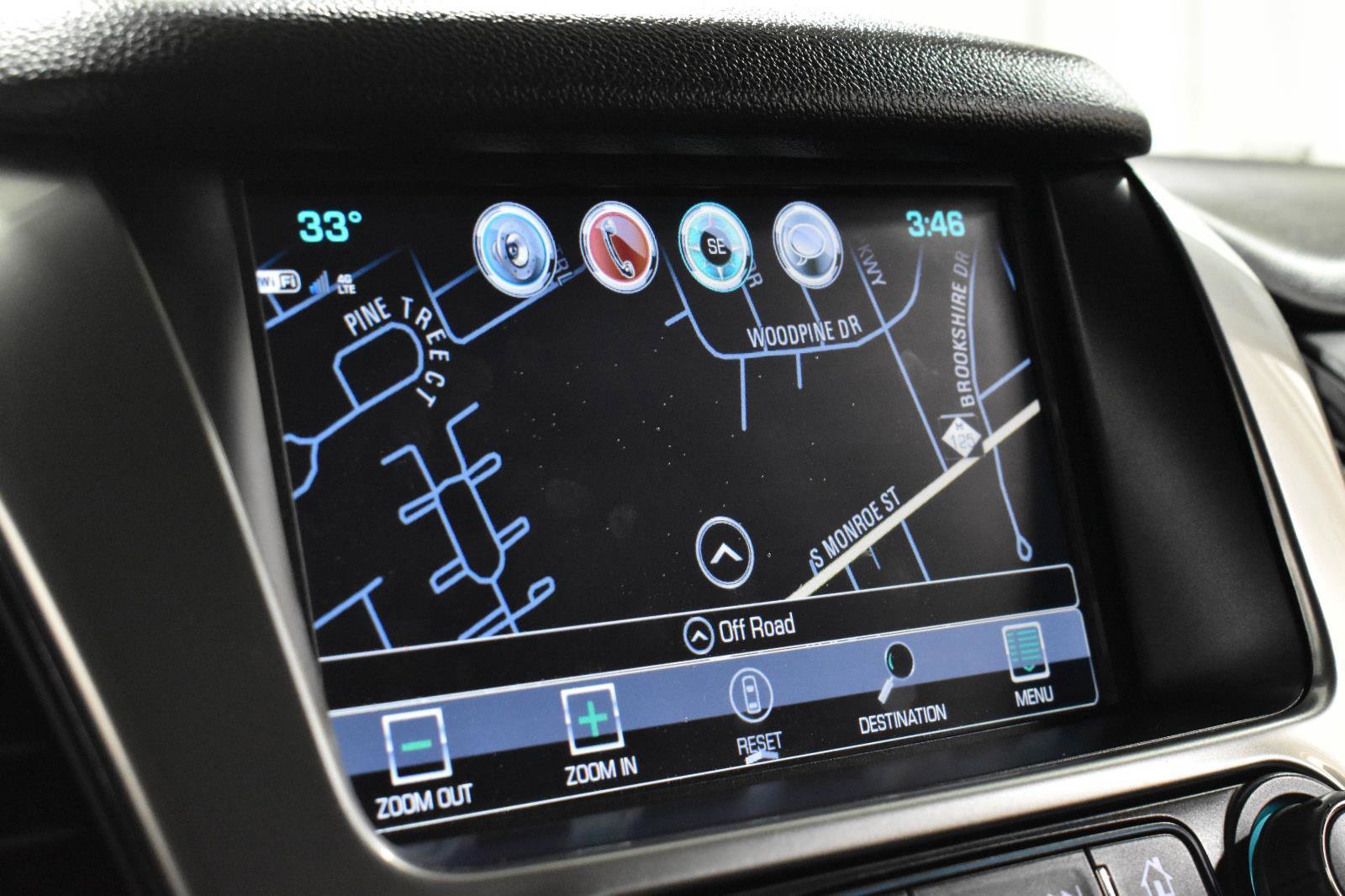 Used 2020 Chevrolet Tahoe Premier w/ RST 6.2L Performance Edition image 18