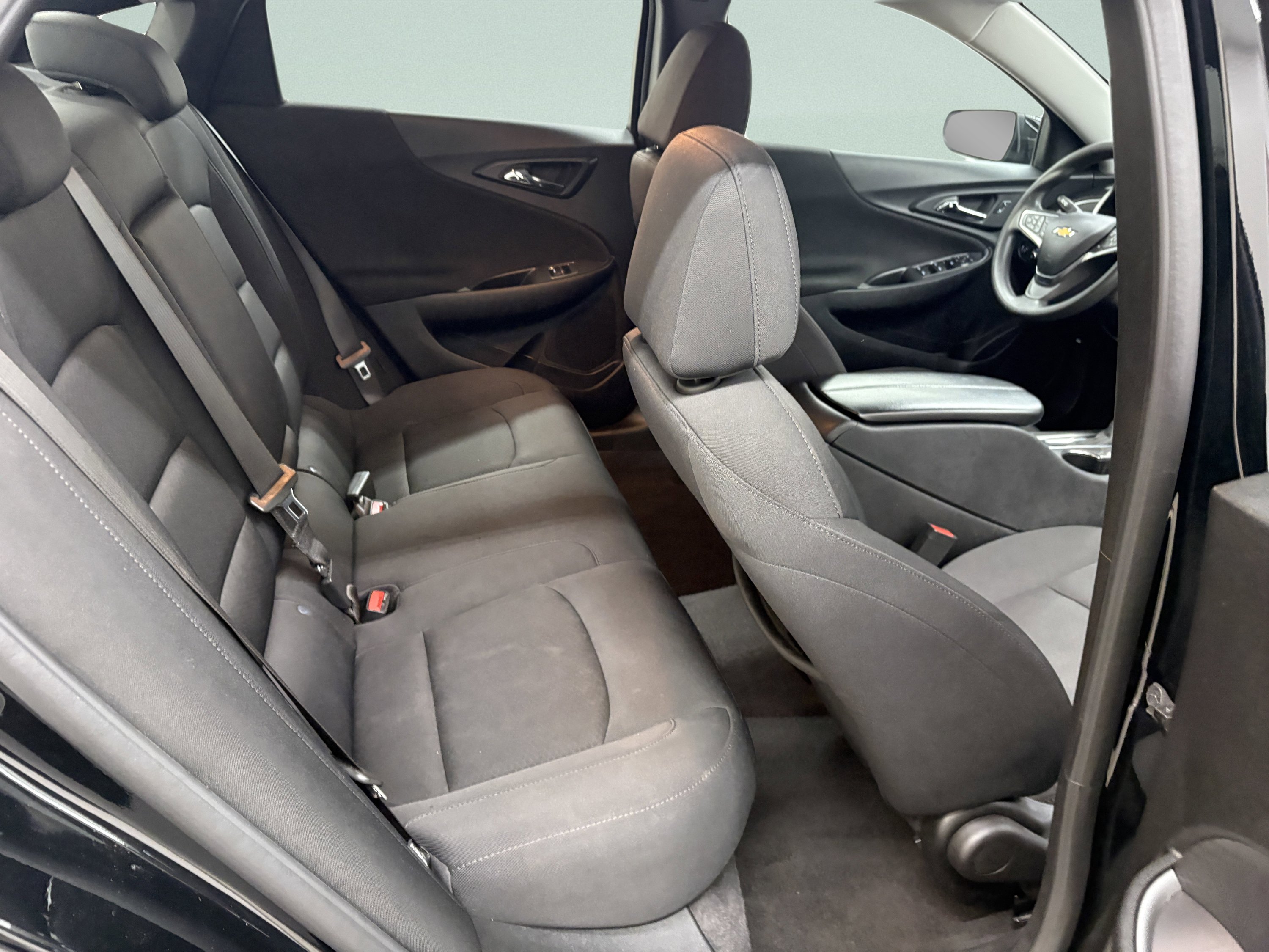 Used 2025 Chevrolet Malibu LT FWD image 22