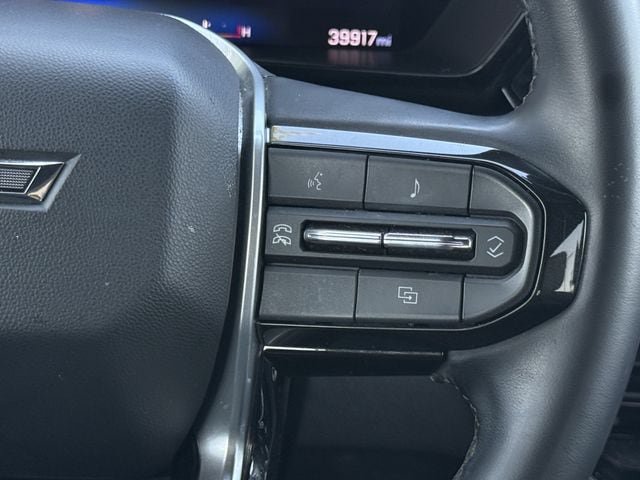 Used 2024 Chevrolet Colorado ZR2 w/ Safety Package AWD/4WD image 16