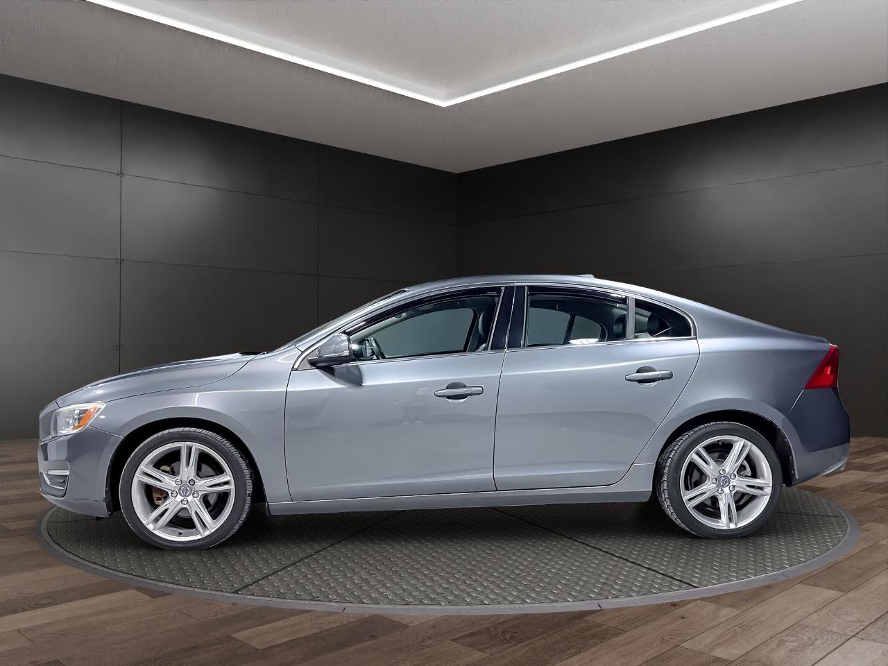 Used 2016 Volvo S60 T5 Premier w/ Climate Package image 5