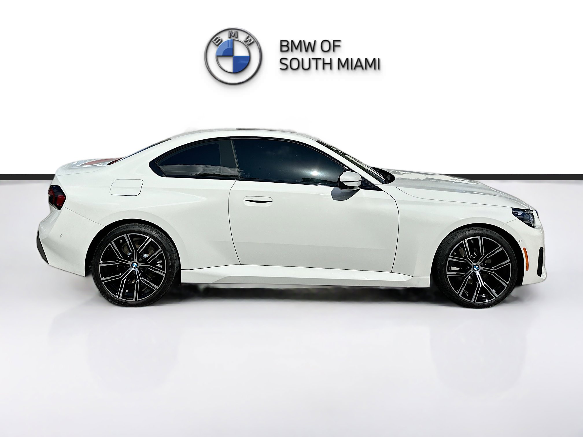 Certified 2024 BMW 230i xDrive Coupe w/ Convenience Package image 8