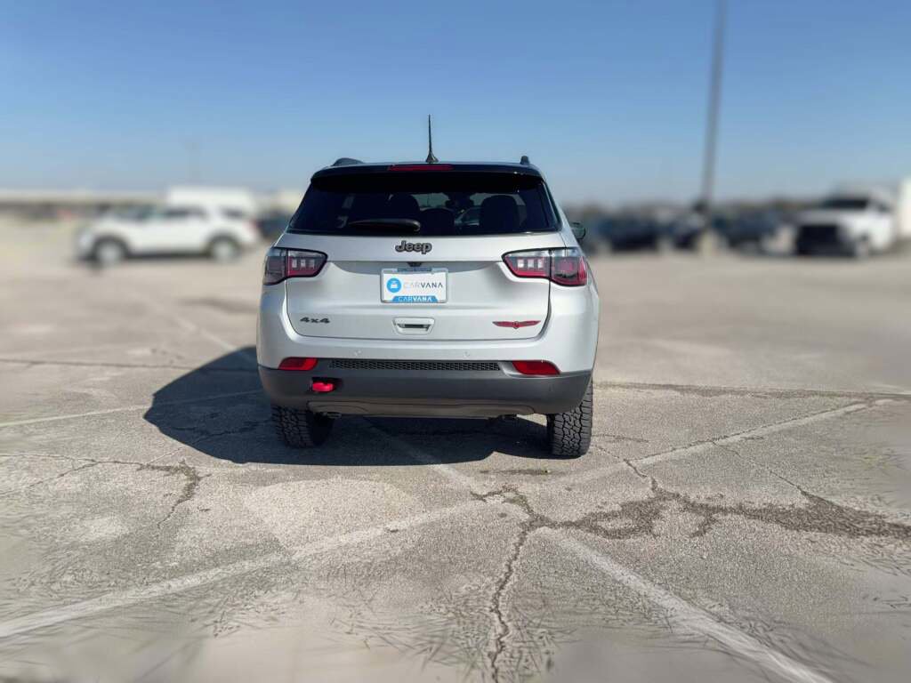 New 2026 Jeep Compass Trailhawk image 10