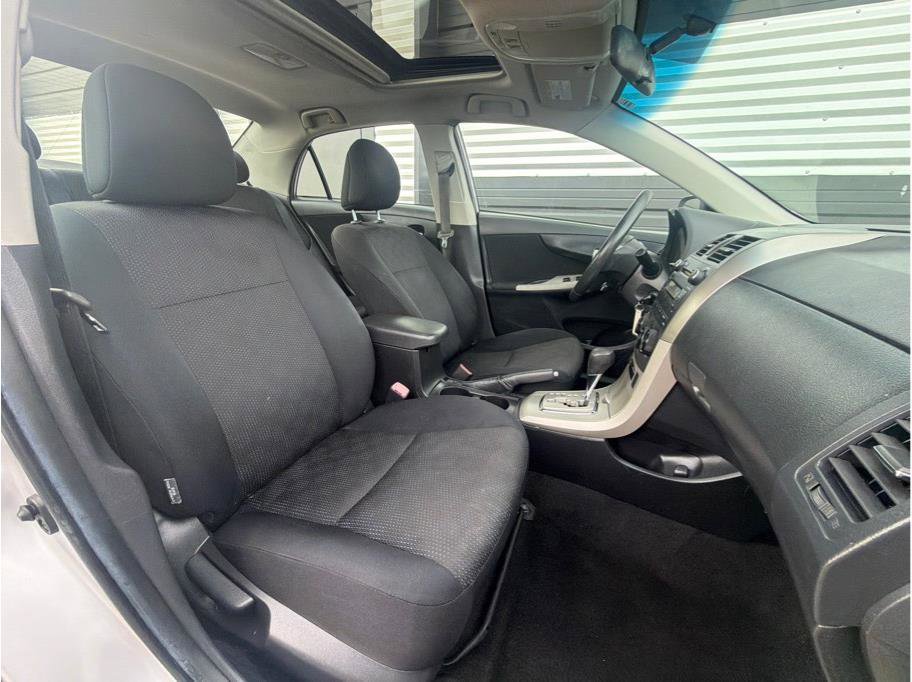 Used 2010 Toyota Corolla S FWD image 4