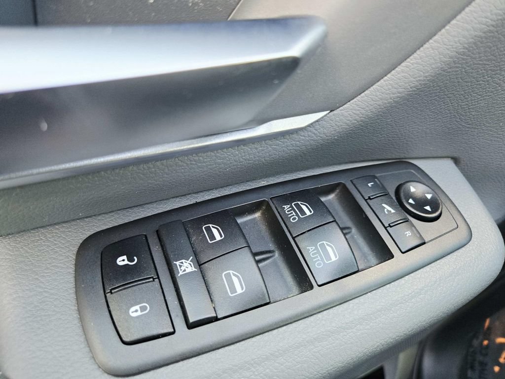 Used 2021 RAM 1500 Big Horn AWD/4WD image 36