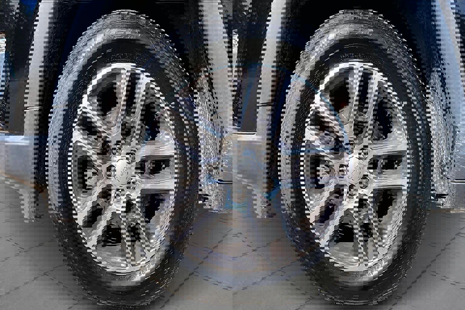 Used 2020 Jeep Compass Latitude image 10