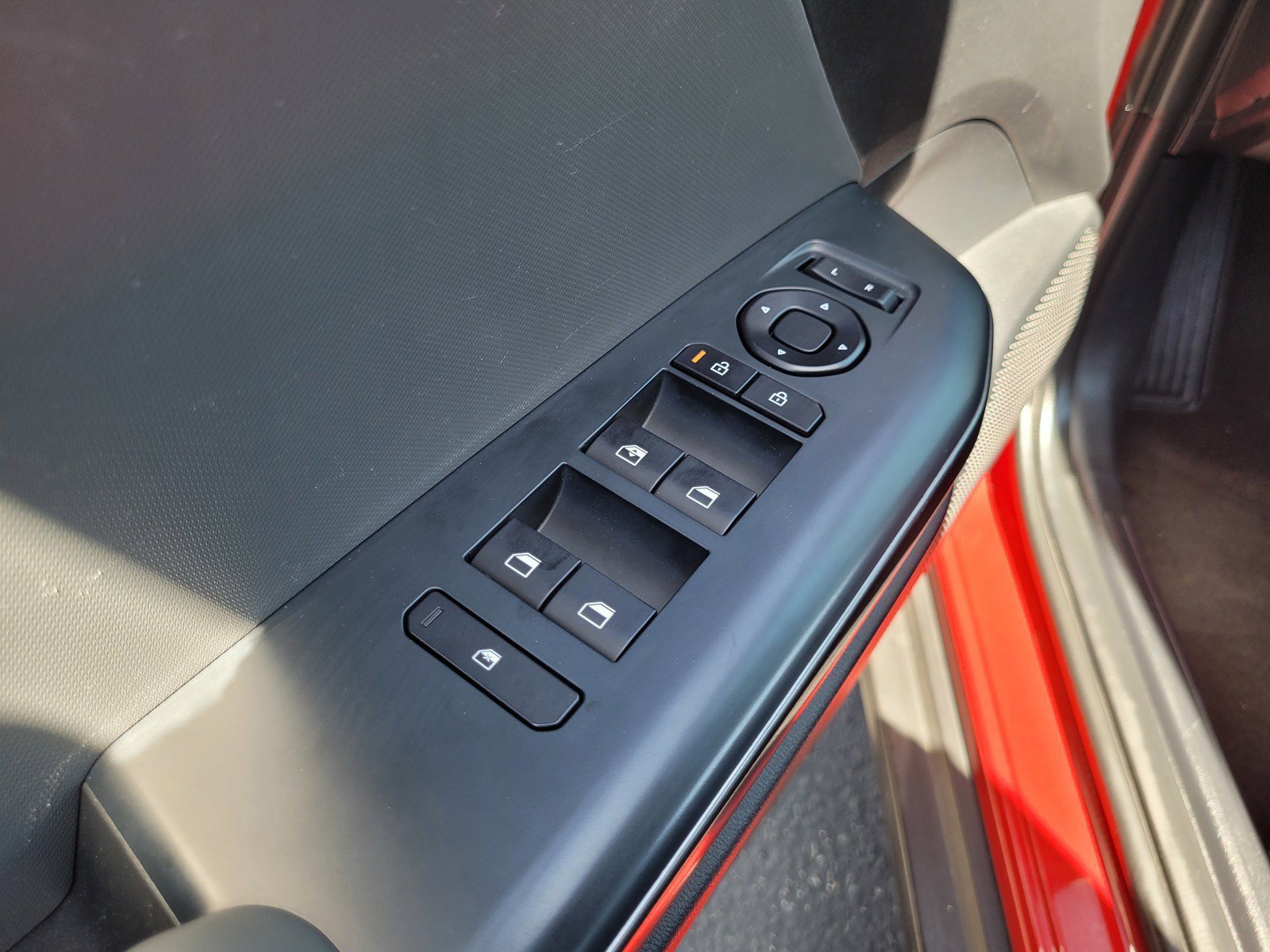 Used 2025 Kia K4 FWD image 27