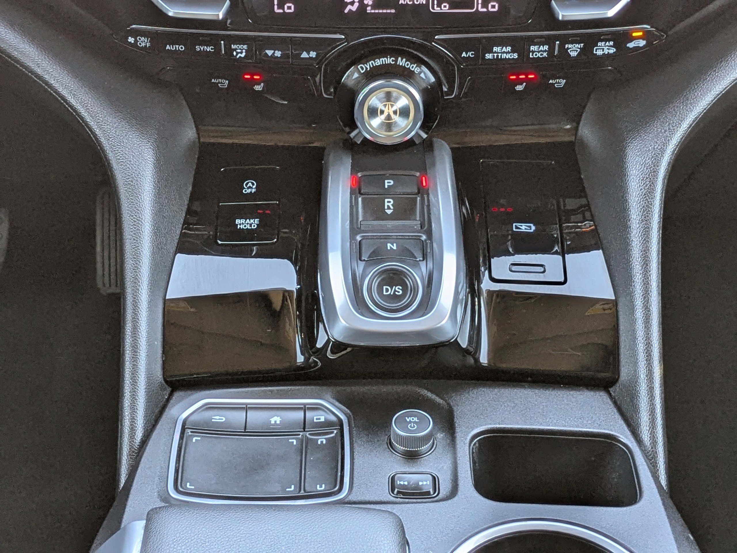 Used 2023 Acura MDX SH-AWD image 21