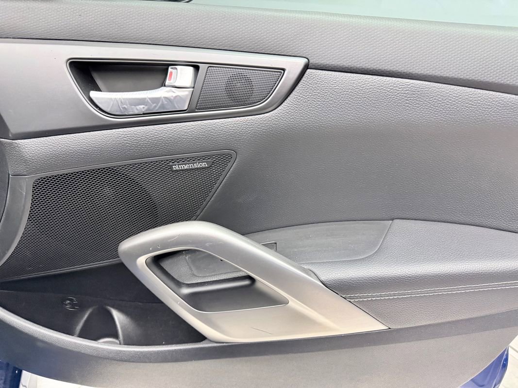 Used 2016 Hyundai Veloster Turbo image 15