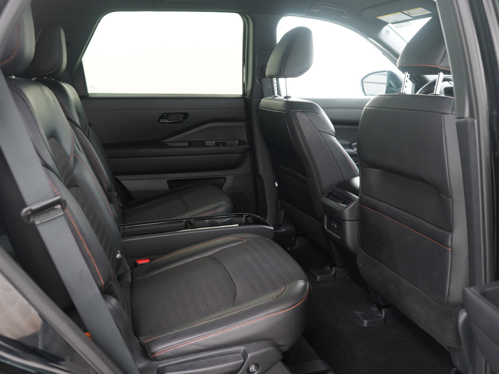 Used 2024 Nissan Pathfinder Rock Creek image 13